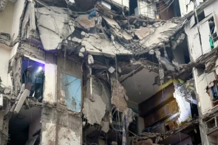 Zvaničnici i mediji: Najmanje 16 poginulih i 27 ranjenih u izraelskim zračnim napadima na jug Libana