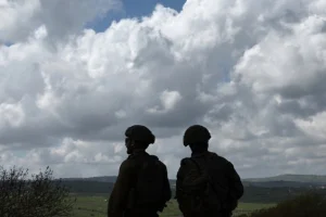 Izrael tvrdi da je blizu zauzimanja uporišta Hezbollaha u južnom Libanu