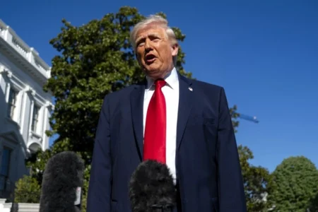 Trump: SAD će uzeti iransku nuklearnu prašinu silom ili dogovorom