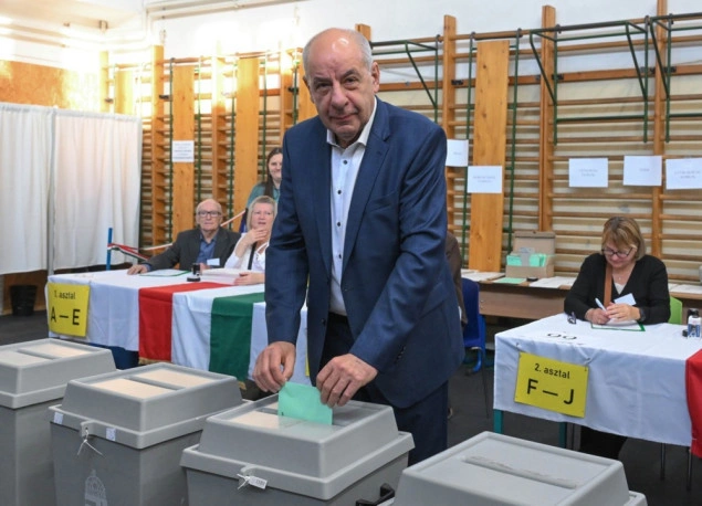 Mađarski predsjednik: Izbori protekli uredno, pobjednik će imati legitiman mandat Mađarski predsjednik: Izbori protekli uredno, pobjednik će imati legitiman mandat