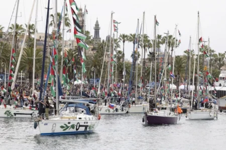 Druga humanitarna flotila iz Barselone kreće ka Gazi uprkos izraelskoj blokadi Druga humanitarna flotila iz Barselone kreće ka Gazi uprkos izraelskoj blokadi