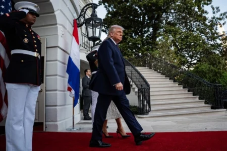 Trump najavljuje mogući nastavak pregovora s Iranom u Pakistanu u naredna dva dana Trump najavljuje mogući nastavak pregovora s Iranom u Pakistanu u naredna dva dana