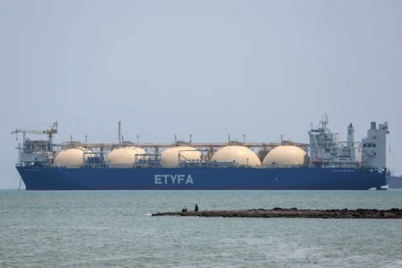 Prvi tanker koji prevozi LNG prešao Hormuški moreuz od početka rata