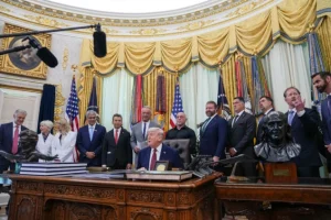 Trump poručio da ne želi produženje primirja s Iranom