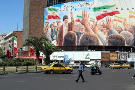 Oko za oko: Iran upozorio SAD u slučaju napada na naftna postrojenja