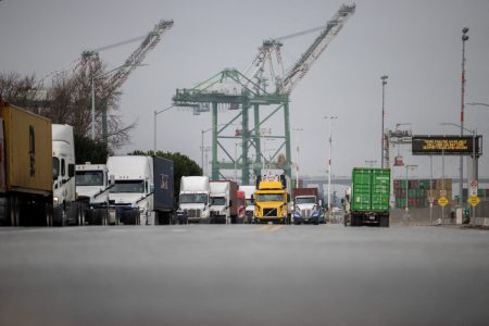 Opasna igra na ivici, ekonomski sukob SAD-a i Irana ulazi u novu fazu Opasna igra na ivici, ekonomski sukob SAD-a i Irana ulazi u novu fazu