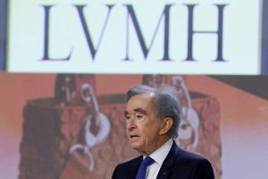 Bernard Arnault upozorio je na svjetsku katastrofu ako se rat s Iranom ne riješi