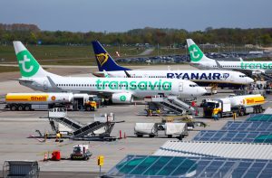 Avionske karte rastu i kad gorivo pojeftini, aviokompanije ne planiraju spuštati cijene