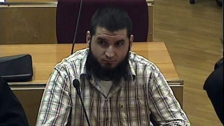 Počelo suđenje Mevlidu Jašareviću za prijetnje i pokušaj fizičkog napada u zatvoru Počelo suđenje Mevlidu Jašareviću za prijetnje i pokušaj fizičkog napada u zatvoru