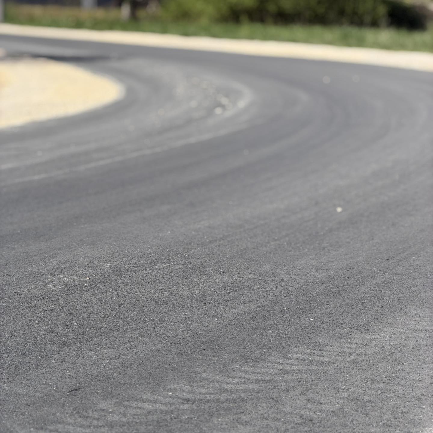 JP PUTEVI BRČKO: Radovi na ljetnom održavanju asfaltnih površina u gradu.