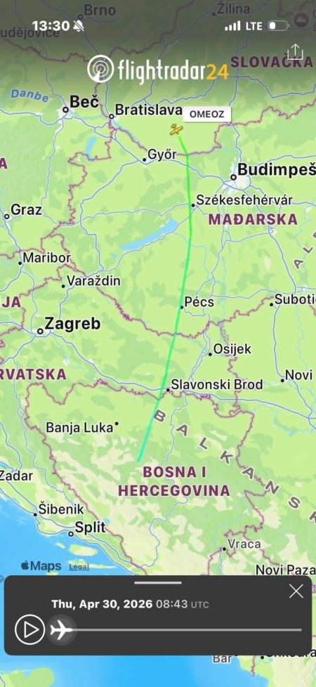 Zbog kvara na motoru: Privatni avion iz Slovačke sletio na oranicu na Vlašiću, dvojica putnika zadobila lakše povrede