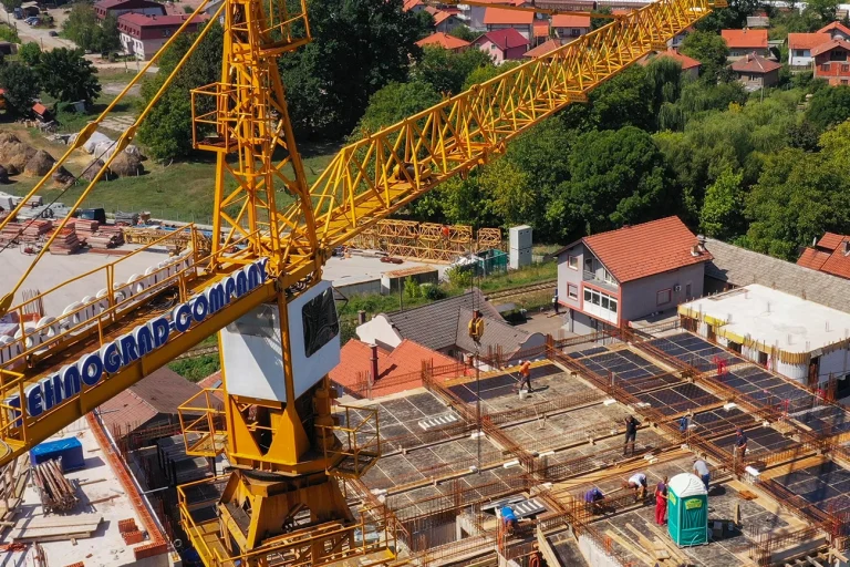 Gradska zemlja u bescjenje, privatnici u biznis