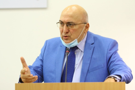 Član CIK-a u sukobu interesa: Sin Vlade Roigića imenovan za prvog saradnika Dragana Čovića u Domu naroda BiH