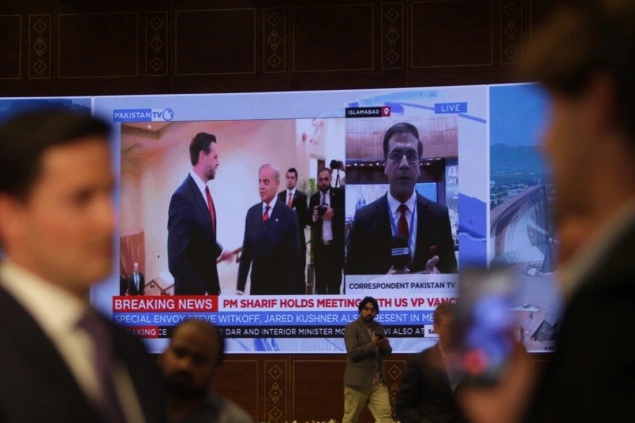 Hormuški moreuz u fokusu prve faze pregovora SAD-a i Irana Hormuški moreuz u fokusu prve faze pregovora SAD-a i Irana