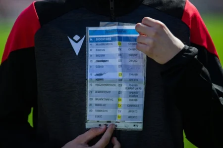 Potez 14-godišnjeg Afana Čizmića privukao svjetsku pažnju: Želio sam pomoći svojoj reprezentaciji Potez 14-godišnjeg Afana Čizmića privukao svjetsku pažnju: Želio sam pomoći svojoj reprezentaciji