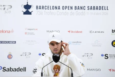 Alcaraz se povukao sa turnira u Barceloni Alcaraz se povukao sa turnira u Barceloni