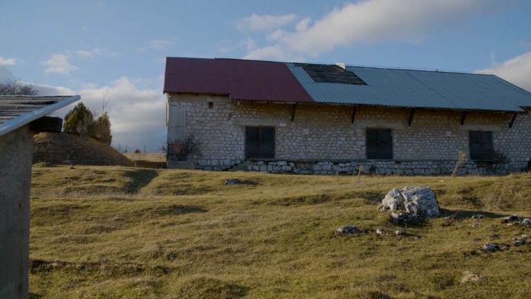Komandanti bez odgovornosti za paljenje sela i logore u Kalinoviku