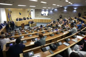 U toku sjednica Doma naroda Parlamenta FBiH: Nova zaduženja i izmjene važnih zakona