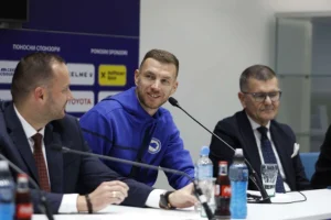 Džeko: Iza uspjeha stoji ogroman rad, odricanje i karakter ekipe