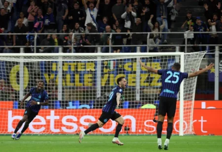 Fudbaleri Intera pobijedili Romu za devet bodova prednosti na čelu Serije A