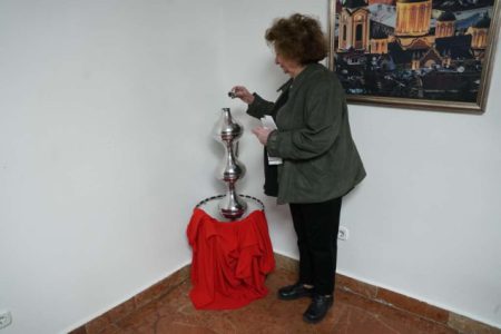 Sarajevo dobilo vremensku kapsulu koja će biti otvorena za 10 godina Sarajevo dobilo vremensku kapsulu koja će biti otvorena za 10 godina