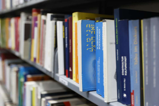 Raspisan poziv za dodjelu književne nagrade Derviš Sušić