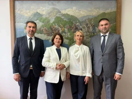 Čavara u Zagrebu razgovarao o migracijama i položaju Hrvata u BiH