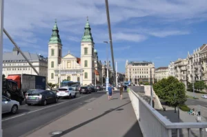 Većina Mađara podržava EU uprkos politici Viktora Orbána