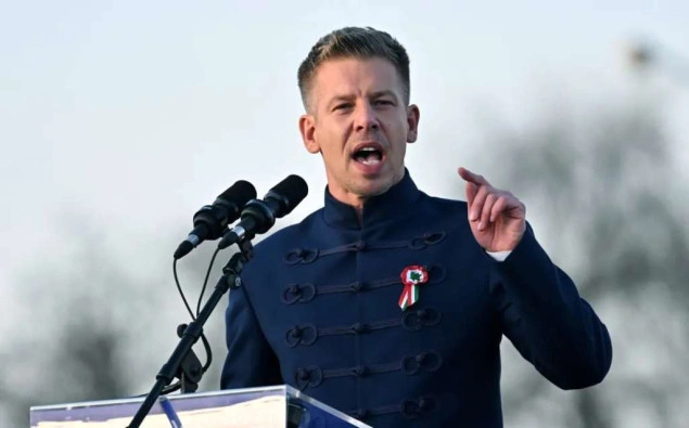 Péter Magyar: Mađarska piše historiju na izborima između Istoka i Zapada Péter Magyar: Mađarska piše historiju na izborima između Istoka i Zapada