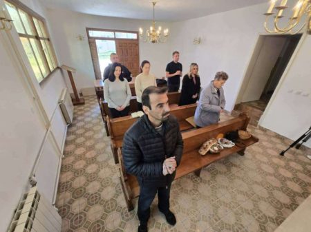 Uskrsna misa u kapeli Sveti Dominik u Goraždu – I najmanji čin dobrote može pokrenuti promjenu