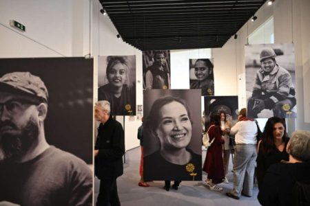 Izložba u Europe House donosi autentične priče migranata