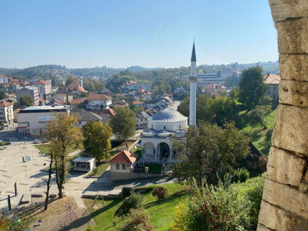 Priča o vjeri i istrajnosti jednog naroda, 200 godina džamije Husein-kapetana Gradaščevića Priča o vjeri i istrajnosti jednog naroda, 200 godina džamije Husein-kapetana Gradaščevića