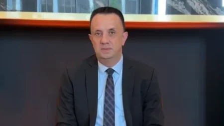 Ministar Lakić iz SAD-a: Nadamo se da će uskoro doći do ukidanja carina za BiH