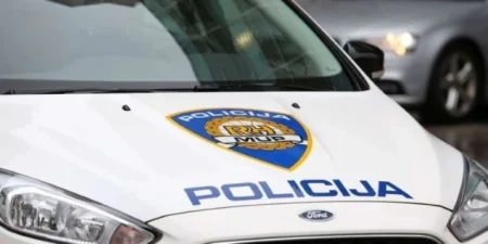 Za ubojstvo u Šestinama osumnjičen maloljetnik Za ubojstvo u Šestinama osumnjičen maloljetnik