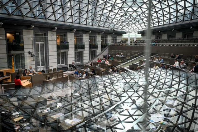 Maloljetnik osuđen zbog planiranja napada na Flamanski parlament i vojnu bazu