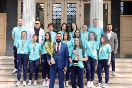 Kruna sjajne sezone rukometašica Hadžića: Titula ponovo u Sarajevu, priznanje za rad i zajedništvo na prijemu kod ministra Magode