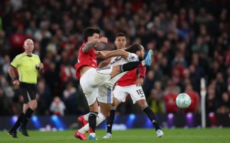 Fudbalski savez Engleske potvrdio suspenziju od tri utakmice za Lisandra Martineza