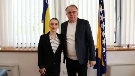 Nastavak podrške uspješnim bh. skijašima: Premijer Nikšić razgovarao sa Esmom Alić