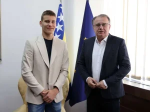 Nikšić najavio podršku talentovanom bh. skijašu Anuru Mehiću