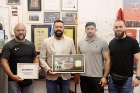 Podrška vrhunskim sportskim rezultatima: Ministar Magoda ugostio članove Hrvačkog jiu-jitsu kluba Brotherhood