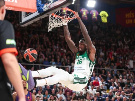 U grčko-španskim derbijima Evrolige, pobjede slavili Olympiacos i Panathinaikos U grčko-španskim derbijima Evrolige, pobjede slavili Olympiacos i Panathinaikos