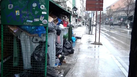 Građani nezadovoljni prikupljanjem otpada u Mostaru, krive politiku i loše upravljanje