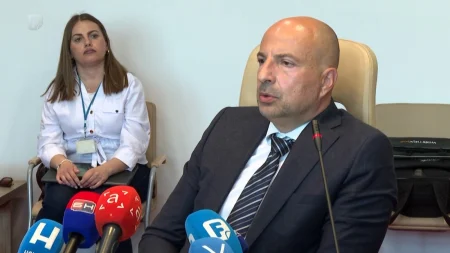 Pašić: Ko god se suprotstavi Kajganiću bude disciplinovan