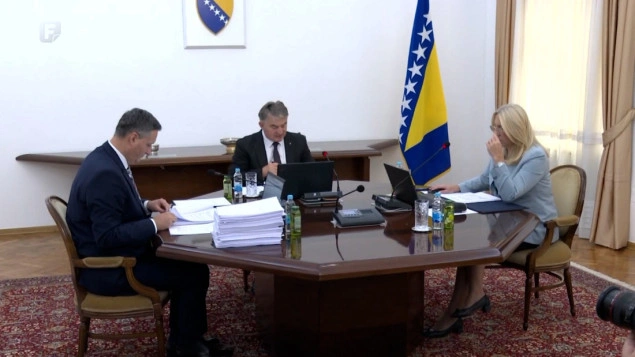 Predsjedništvo BiH dalo zeleno svjetlo za početak pregovora s Hrvatskom o Južnoj interkonekciji