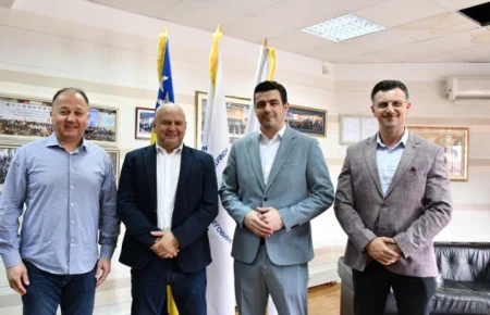 Predstavnici Rukometnog saveza Bosne i Hercegovine u službenoj posjeti OK BiH Predstavnici Rukometnog saveza Bosne i Hercegovine u službenoj posjeti OK BiH