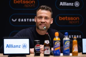 Simon Mignolet najavio kraj karijere