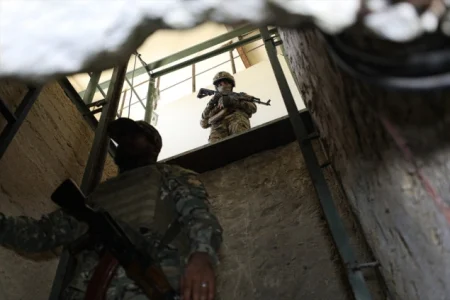 Sirijska vojska otkrila tunele za krijumčarenje oružja, municije i droge