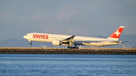 Avion Swiss Internationala prekinuo polijetanje u Delhiju, povrijeđeno pet osoba