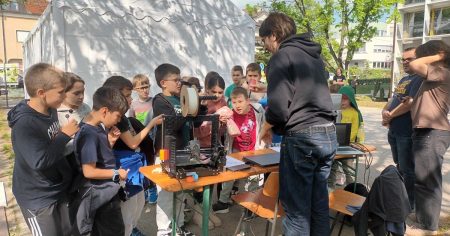 Tisuće djece na znanstvenom brdu u Zagrebu: znanost nije samo zanimljiva, ona može biti i zabavna