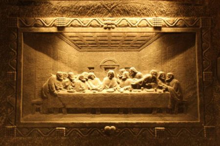 Vazmeno trodnevlje: Dani tišine, žrtve i nade u Uskrs